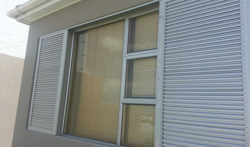 Aluminium shutters windows